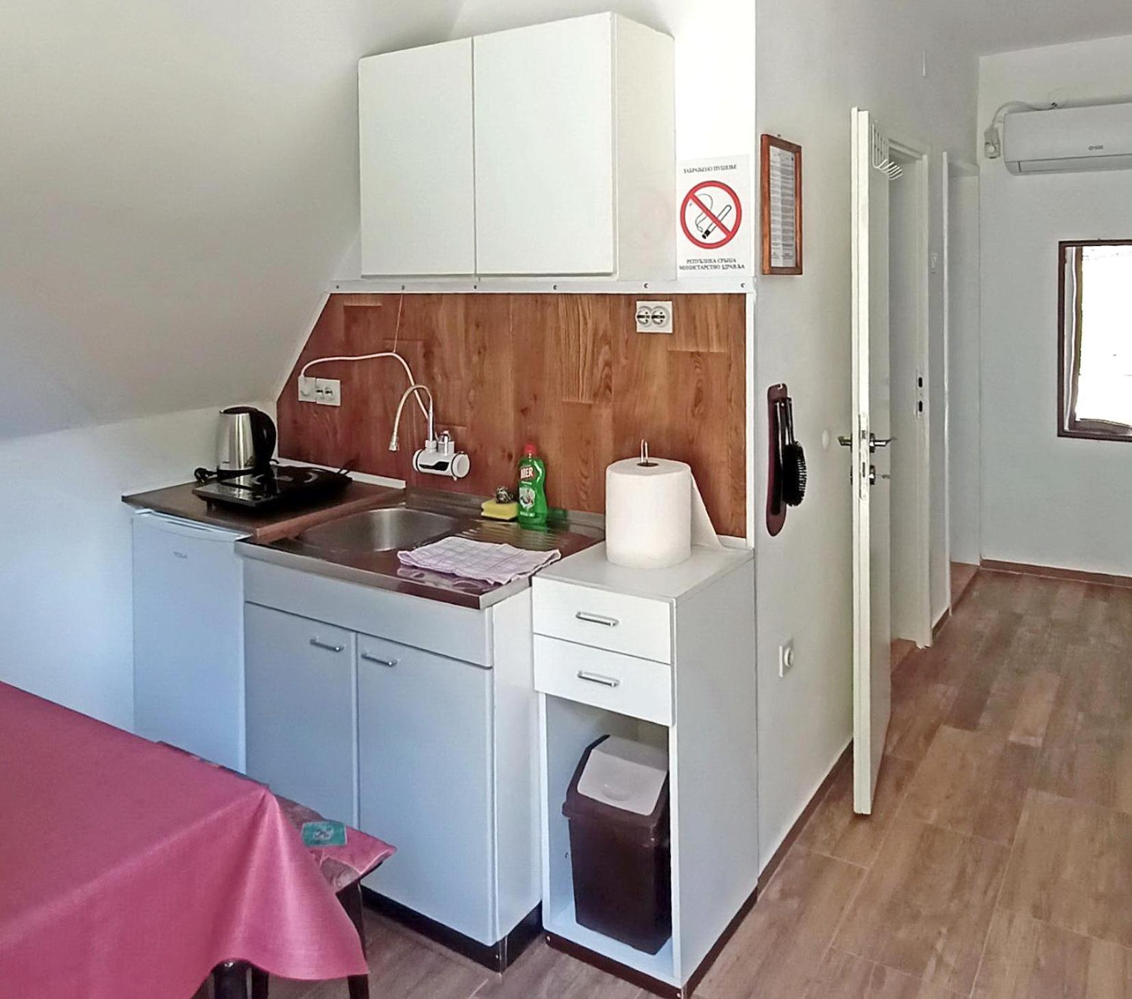 Apartman Duric دونيي ميلانوفاتس المظهر الخارجي الصورة